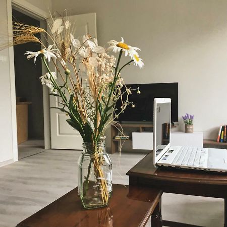 Azzurro Apartment - Ideal For Your Seaside Escape In Burgas City Eksteriør billede
