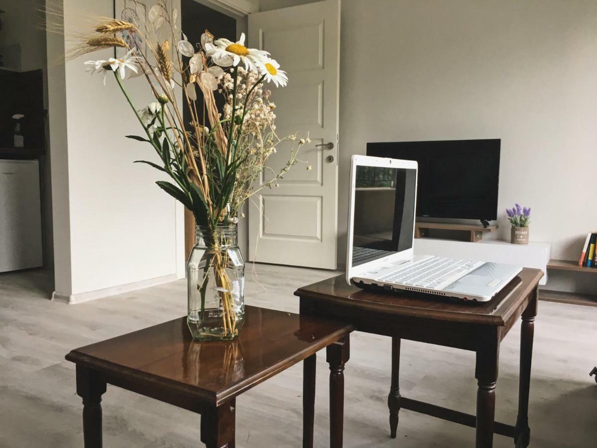 Azzurro Apartment - Ideal For Your Seaside Escape In Burgas City Eksteriør billede
